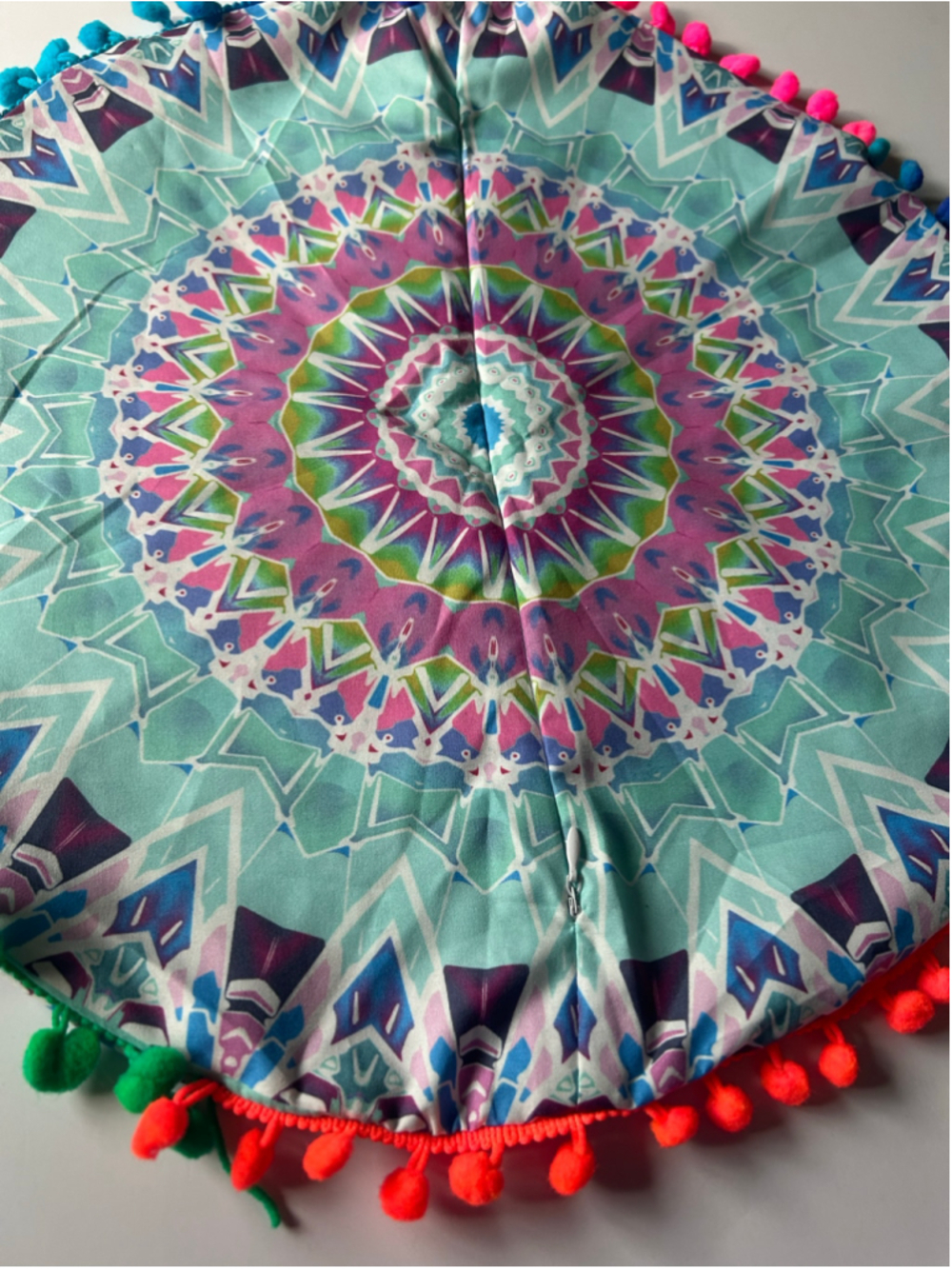 ⚡️2 for $60 16" Round Mandala Accent Pillow Case Set - Picture 4 of 5